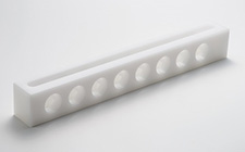 パイプ固定具_PTFE切削加工サンプル